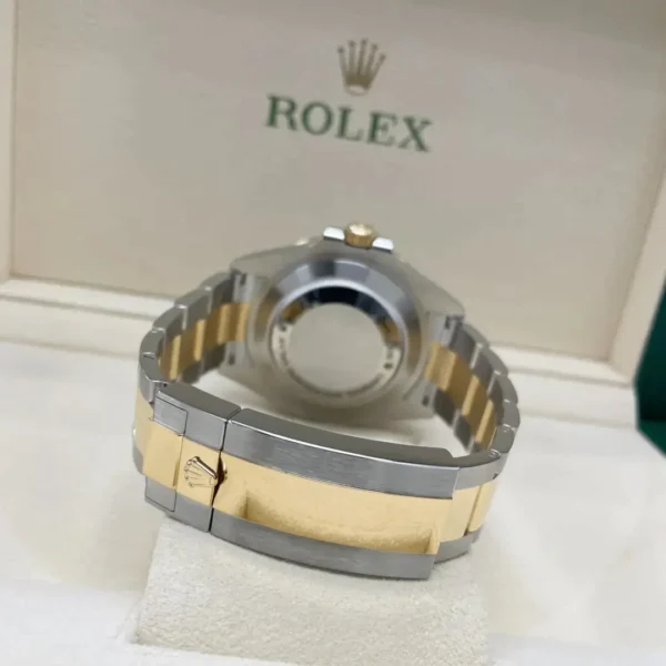 Rolex Sea-Dweller 126603 - Image 5