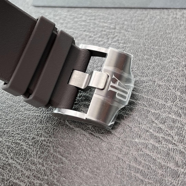 AUdemars Piguet Royal Oak Offshore Chronograph Panda dial Ceramic Bezel on Black Rubber Strap 44mm Super Clone - Image 12