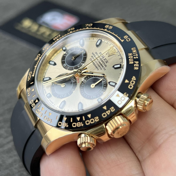 Rolex Cosmograph Daytona 116518LN Yellow Gold Oysterflex with Champagne Dial Super Clone - Image 4