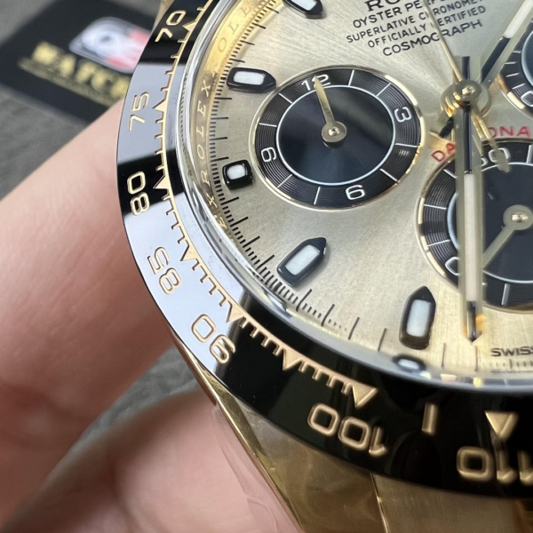 Rolex Cosmograph Daytona 116518LN Yellow Gold Oysterflex with Champagne Dial Super Clone - Image 9