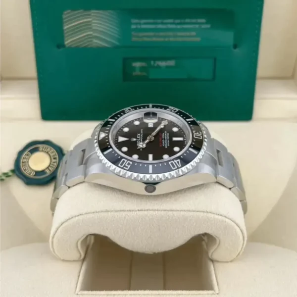 ROLEX Sea-Dweller 4000 126600 - Image 5