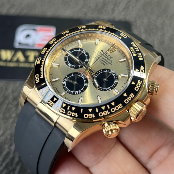 Rolex Cosmograph New Daytona 126518LN Yellow Gold Oysterflex with Champagne Dial 4131 movement Super Clone - Image 3