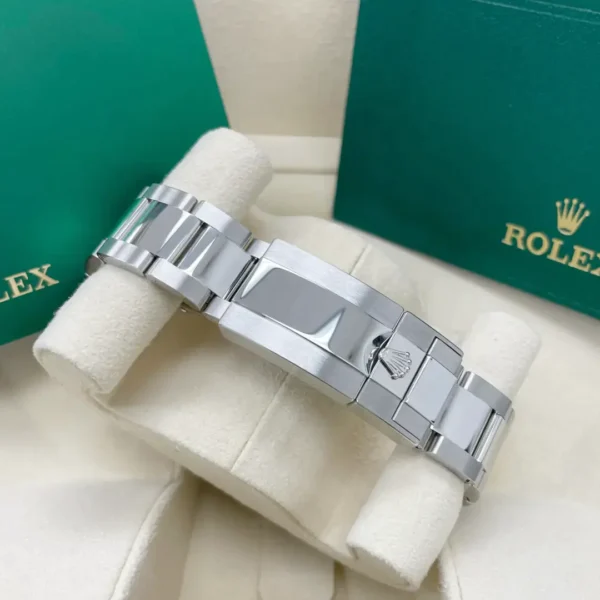 Rolex YACHT-MASTER Oyster, 40 mm, Oystersteel and platinum M126622-0001 - Image 3