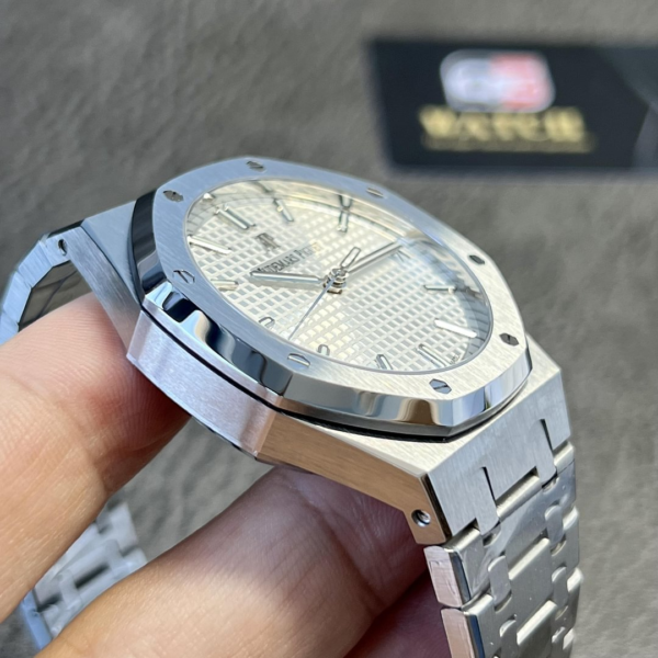 Audemars Piguet Royal Oak 15500St.Oo.1220St.04 White Index Self- Winding 41Mm Stainless Steel Super Clone - Image 6