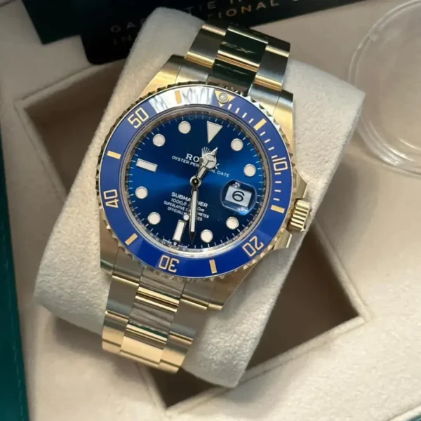 Rolex Submariner m126618LB Blue 18K Yellow Gold - Image 3