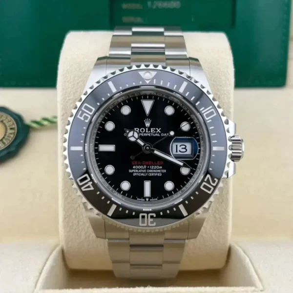 ROLEX Sea-Dweller 4000 126600 - Image 2