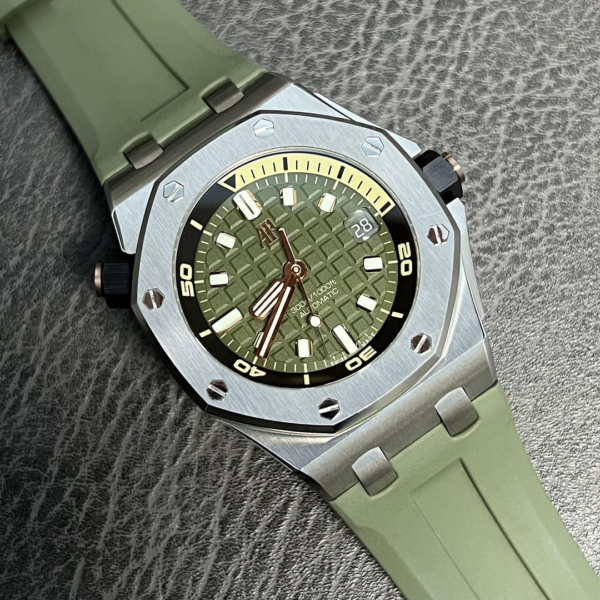 AUdemars Piguet Royal Oak Offshore Diver 15720 Stainless Steel with Green Dial (42mm) Super Clone - Image 2